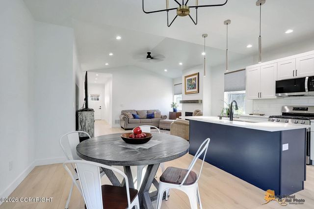 5560 N Suslositna Street, Wasilla, AK 99654