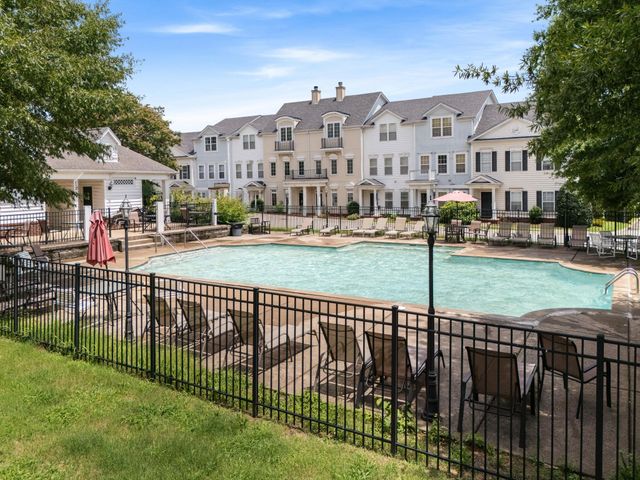 4316 Summercrest Blvd Unit 804, Antioch, TN 37013
