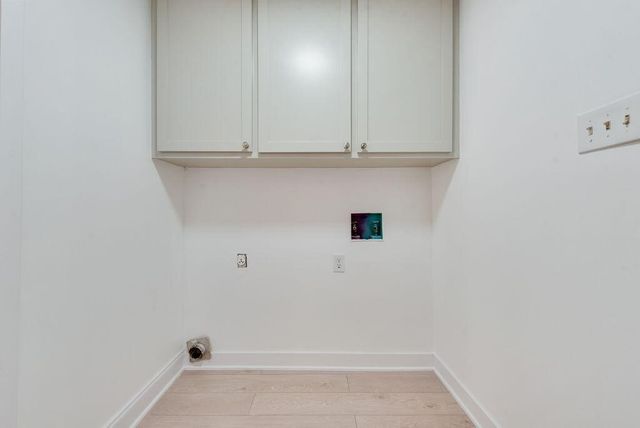 903 Elmwood Court, Euless, TX 76039