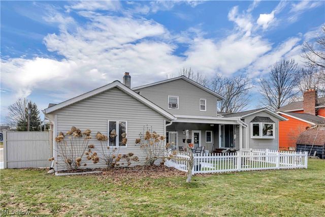 563 N Carpenter Road, Brunswick, OH 44212