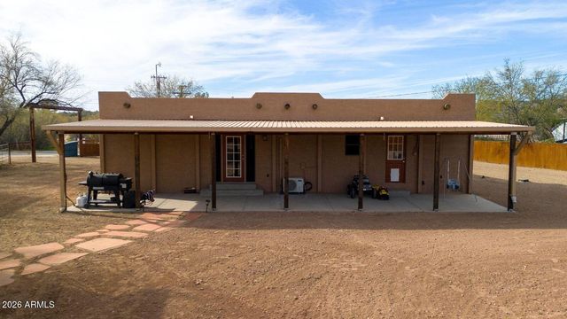 37115 S RINCON Road, Wickenburg, AZ 85390