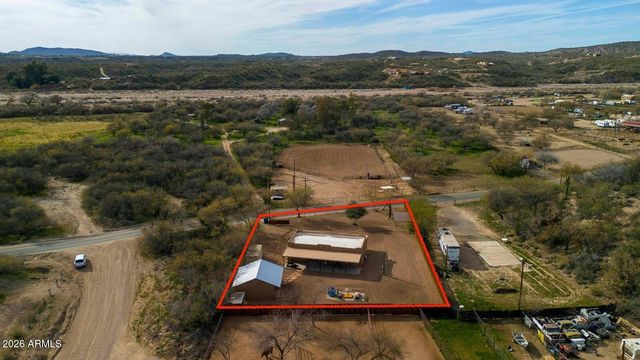 37115 S RINCON Road, Wickenburg, AZ 85390