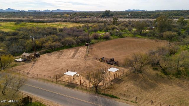 37115 S RINCON Road, Wickenburg, AZ 85390