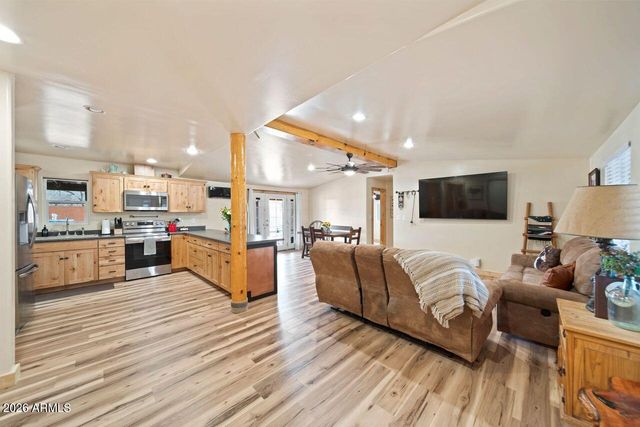 37115 S RINCON Road, Wickenburg, AZ 85390