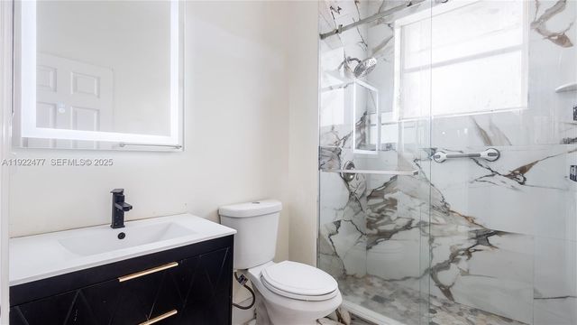 16365 NW 15th St, Pembroke Pines, FL 33028