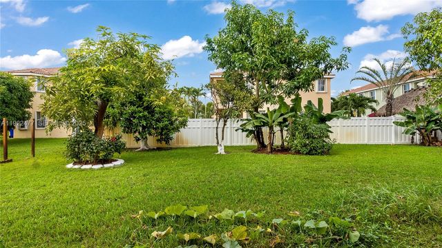 16365 NW 15th St, Pembroke Pines, FL 33028