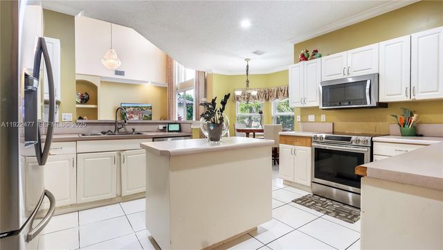 16365 NW 15th St, Pembroke Pines, FL 33028