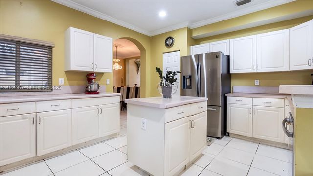 16365 NW 15th St, Pembroke Pines, FL 33028