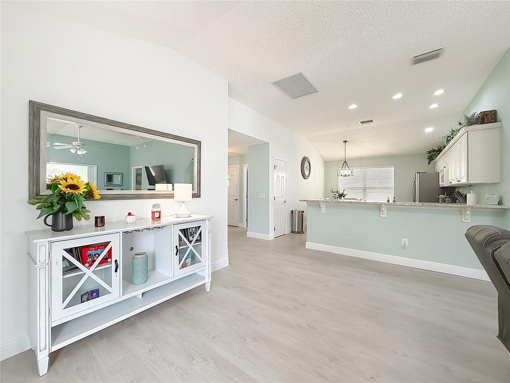 Image 17 of property listing at Address unavailable.