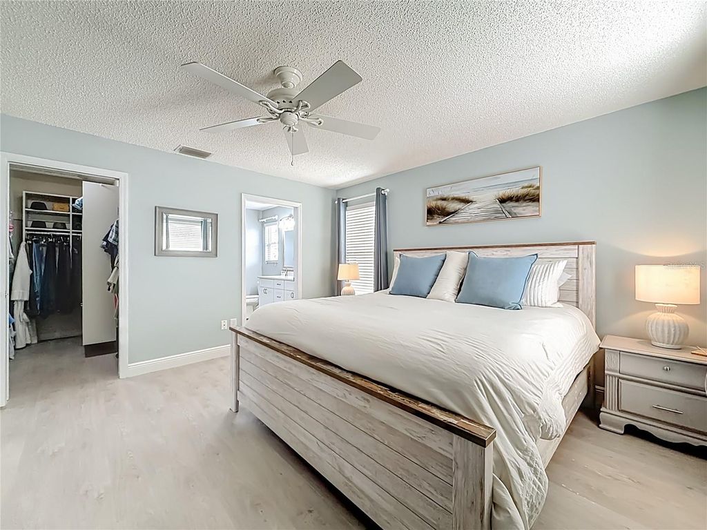 Image 27 of property listing at Address unavailable.