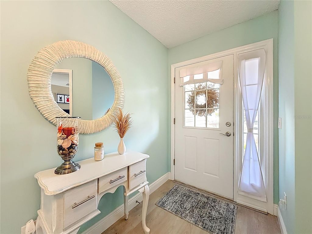 Image 7 of property listing at Address unavailable.