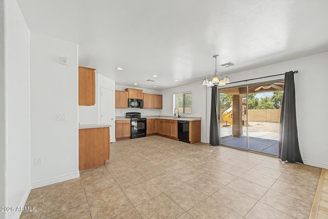 4732 W GINGER Avenue, Coolidge, AZ 85128