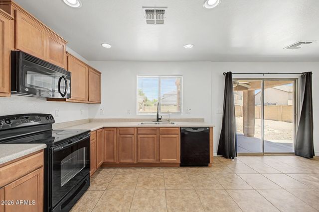 4732 W GINGER Avenue, Coolidge, AZ 85128