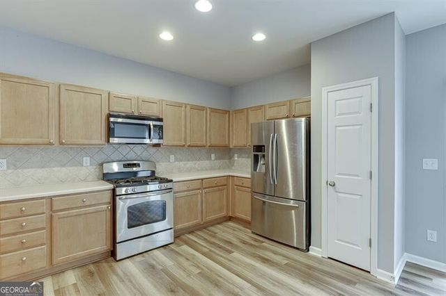 805 Tulip Poplar Way, Lawrenceville, GA 30044