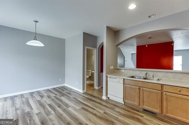 805 Tulip Poplar Way, Lawrenceville, GA 30044