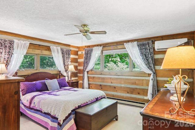 782 Setzer Cove Road, Maggie Valley, NC 28751