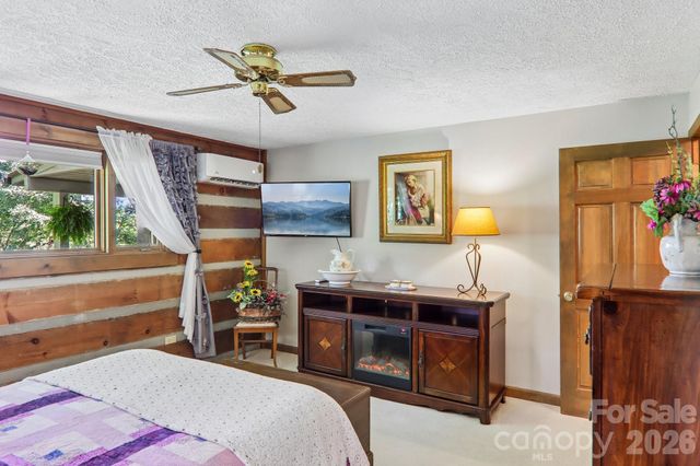 782 Setzer Cove Road, Maggie Valley, NC 28751