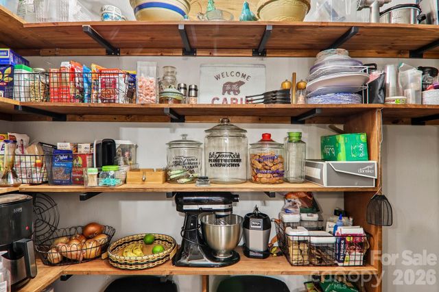 782 Setzer Cove Road, Maggie Valley, NC 28751