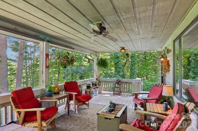 782 Setzer Cove Road, Maggie Valley, NC 28751