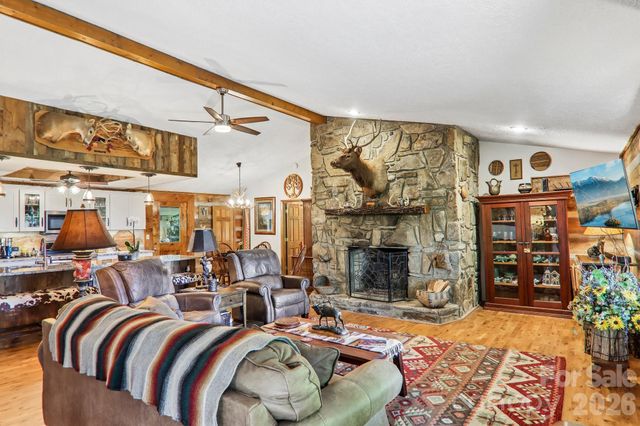 782 Setzer Cove Road, Maggie Valley, NC 28751