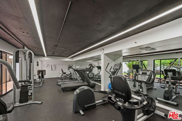 2960 Neilson Way 103, Santa Monica, CA 90405