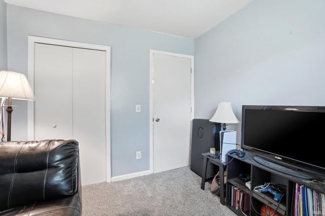 9002 Hemphill Drive, Fort Wayne, IN 46819