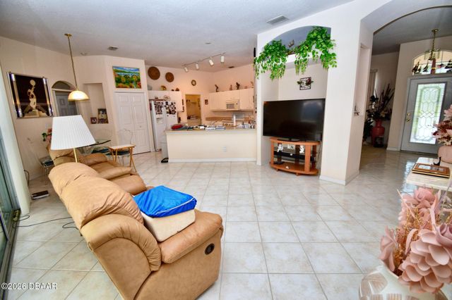 6722 Calistoga Circle, Port Orange, FL 32128