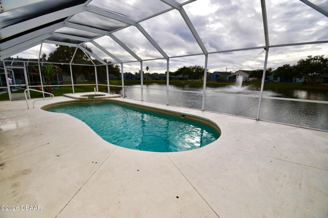 6722 Calistoga Circle, Port Orange, FL 32128