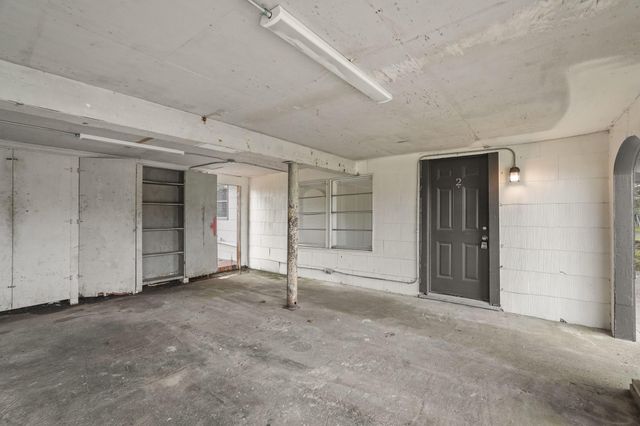 105 W Linney Street, Dayton, TX 77535