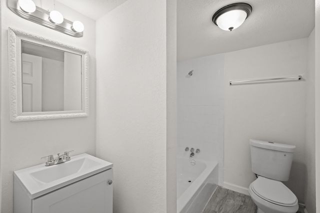 105 W Linney Street, Dayton, TX 77535