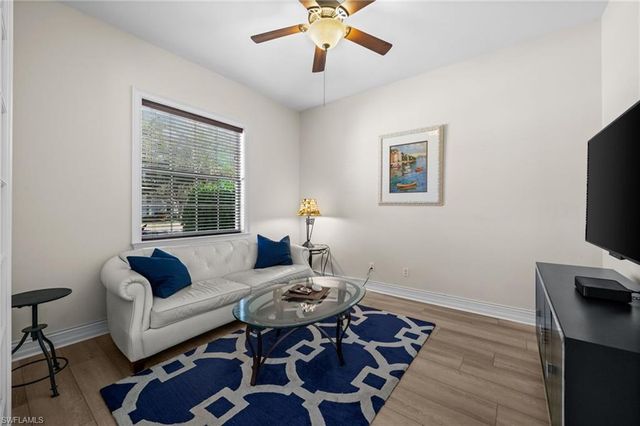 6821 Il Regalo CIR, Naples, FL 34109