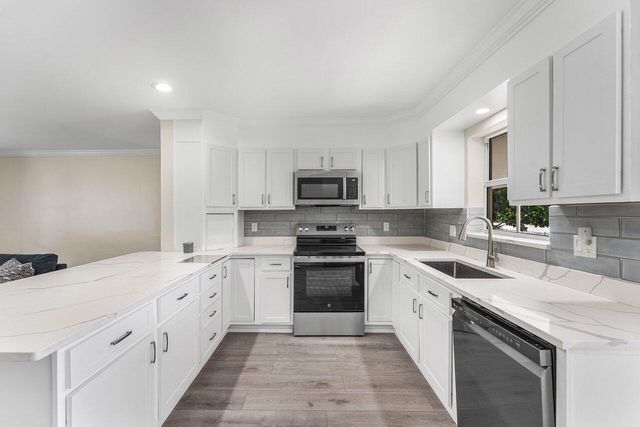 638 Shore Drive, Boynton Beach, FL 33435