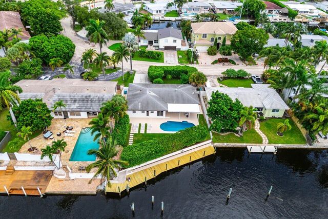 638 Shore Drive, Boynton Beach, FL 33435