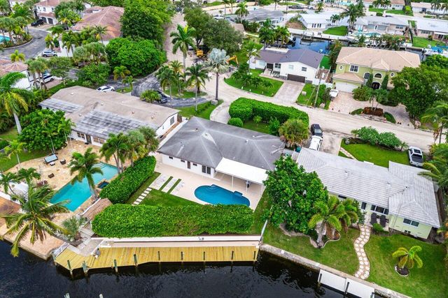 638 Shore Drive, Boynton Beach, FL 33435
