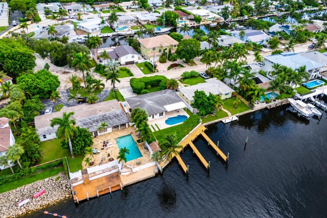 638 Shore Drive, Boynton Beach, FL 33435