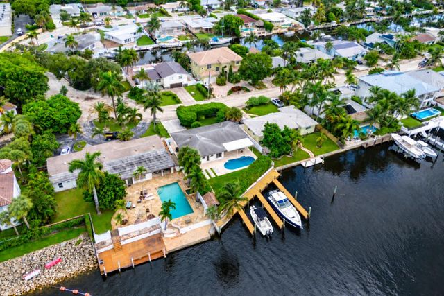 638 Shore Drive, Boynton Beach, FL 33435