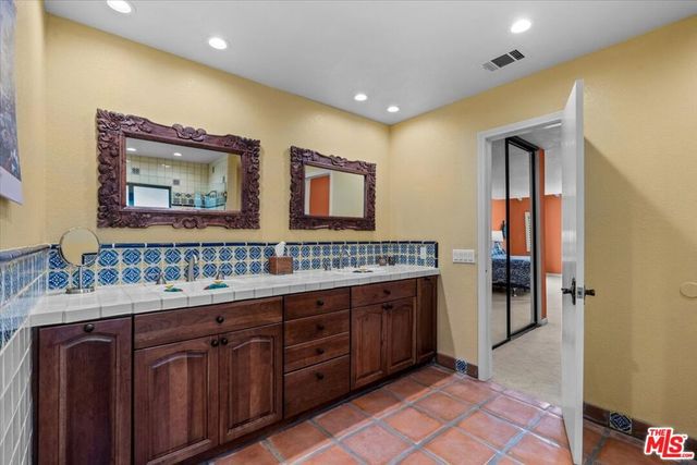 48691 San Dimas Street, La Quinta, CA 92253