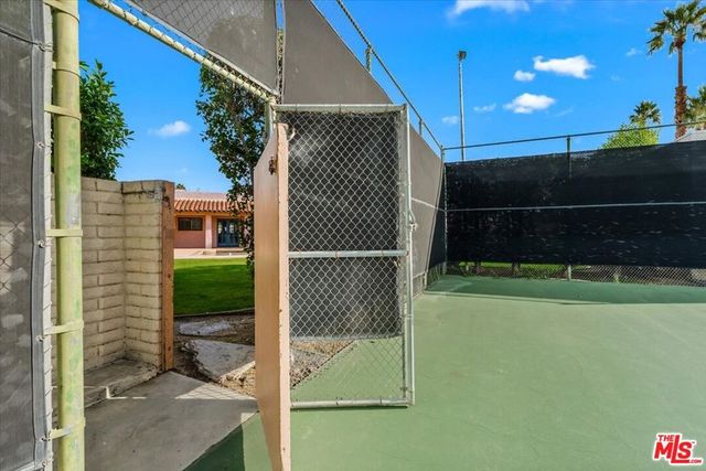 48691 San Dimas Street, La Quinta, CA 92253