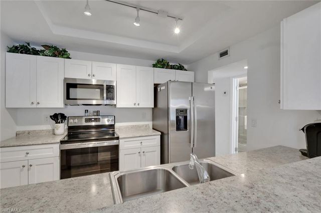 3324 Key DR 1, North Fort Myers, FL 33903