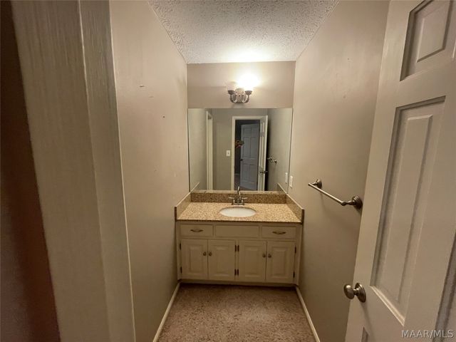 2928 JAMESTOWN Drive, Montgomery, AL 36111