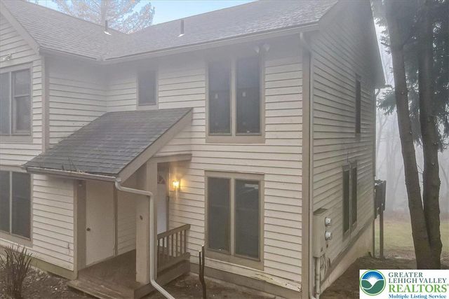 417 Hickory Drive, Jackson Twp, PA 18372