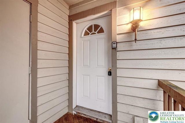 417 Hickory Drive, Jackson Twp, PA 18372