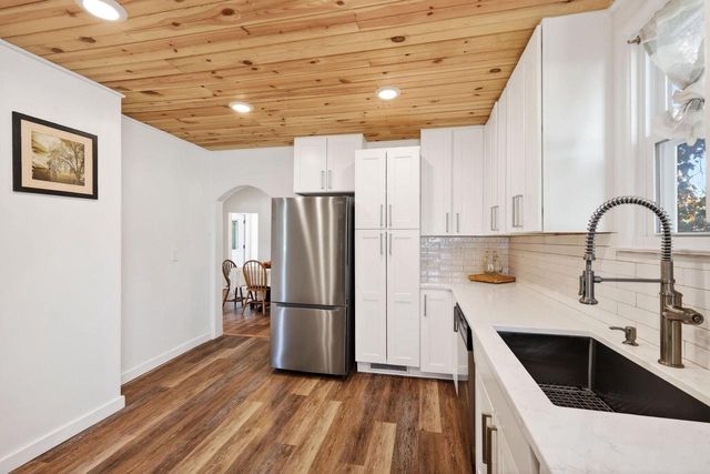 101 Broadway Street, Stoughton, WI 53589