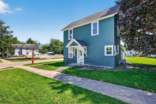 101 Broadway Street, Stoughton, WI 53589