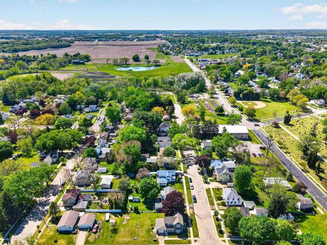 101 Broadway Street, Stoughton, WI 53589