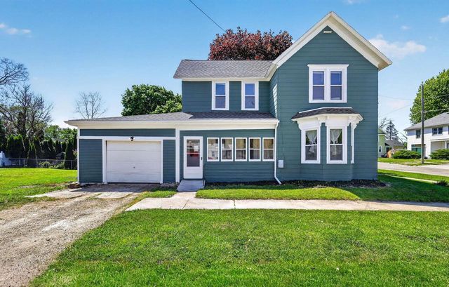 101 Broadway Street, Stoughton, WI 53589