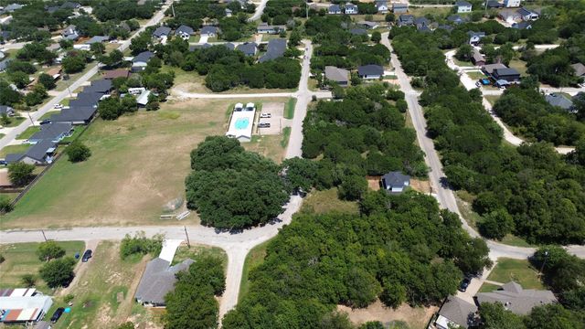 2501 Mercedes Street, Granbury, TX 76048