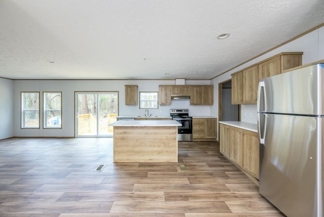 147 Firethorn Court, Eutawville, SC 29048