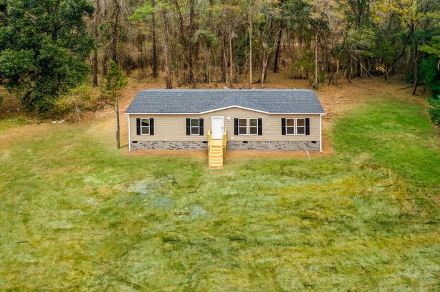147 Firethorn Court, Eutawville, SC 29048