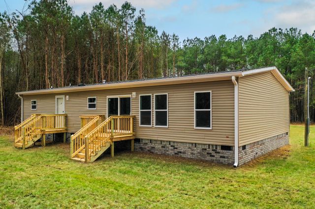 147 Firethorn Court, Eutawville, SC 29048